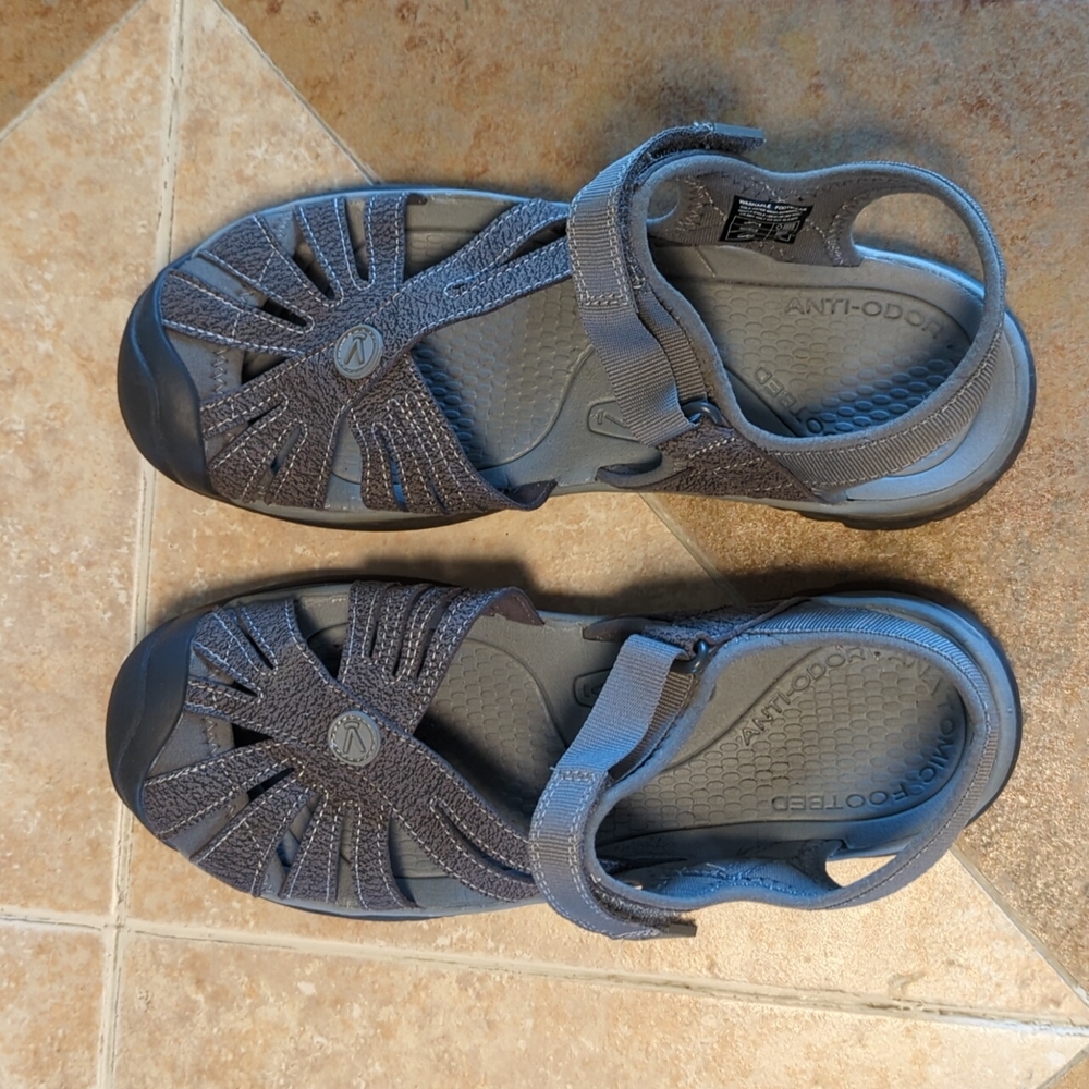 Keen Rose Hiking Sandals